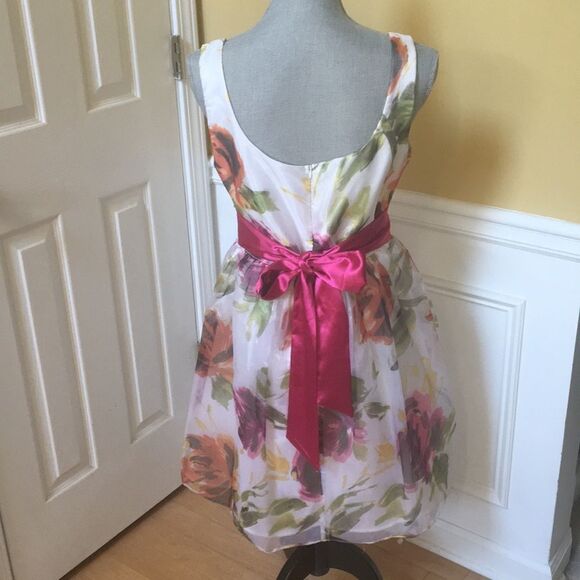 XOXO Floral Tie Dress - Picture 5 of 8